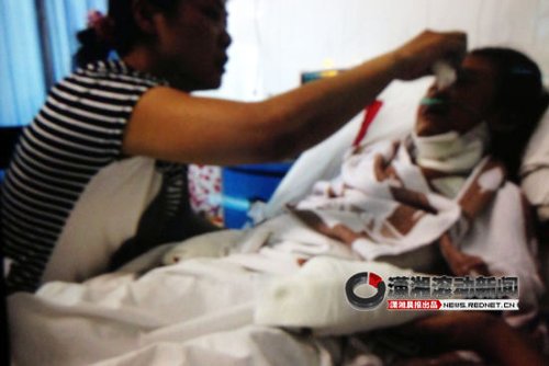 8��4�������(y��ng)������ҦŮʿ����6�q��Ů��С����������ȥ������·�֠����V��(ch��ng)�����Ŀϵ»��Ԗ|����С���ڎ�����(n��i)��һ��İ��Ů�ӿ���ʮ�൶��Ŀǰ�����t(y��)Ժ�ί����D/�t�泿��(b��o)�L��(d��ng)��?d��ng)��?����־