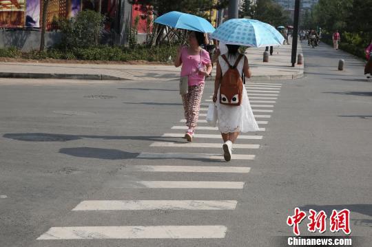 ̫ԭһ���R���H�݃��˲���ͨ�^ �ٷ��Q�M��̎��(�D)